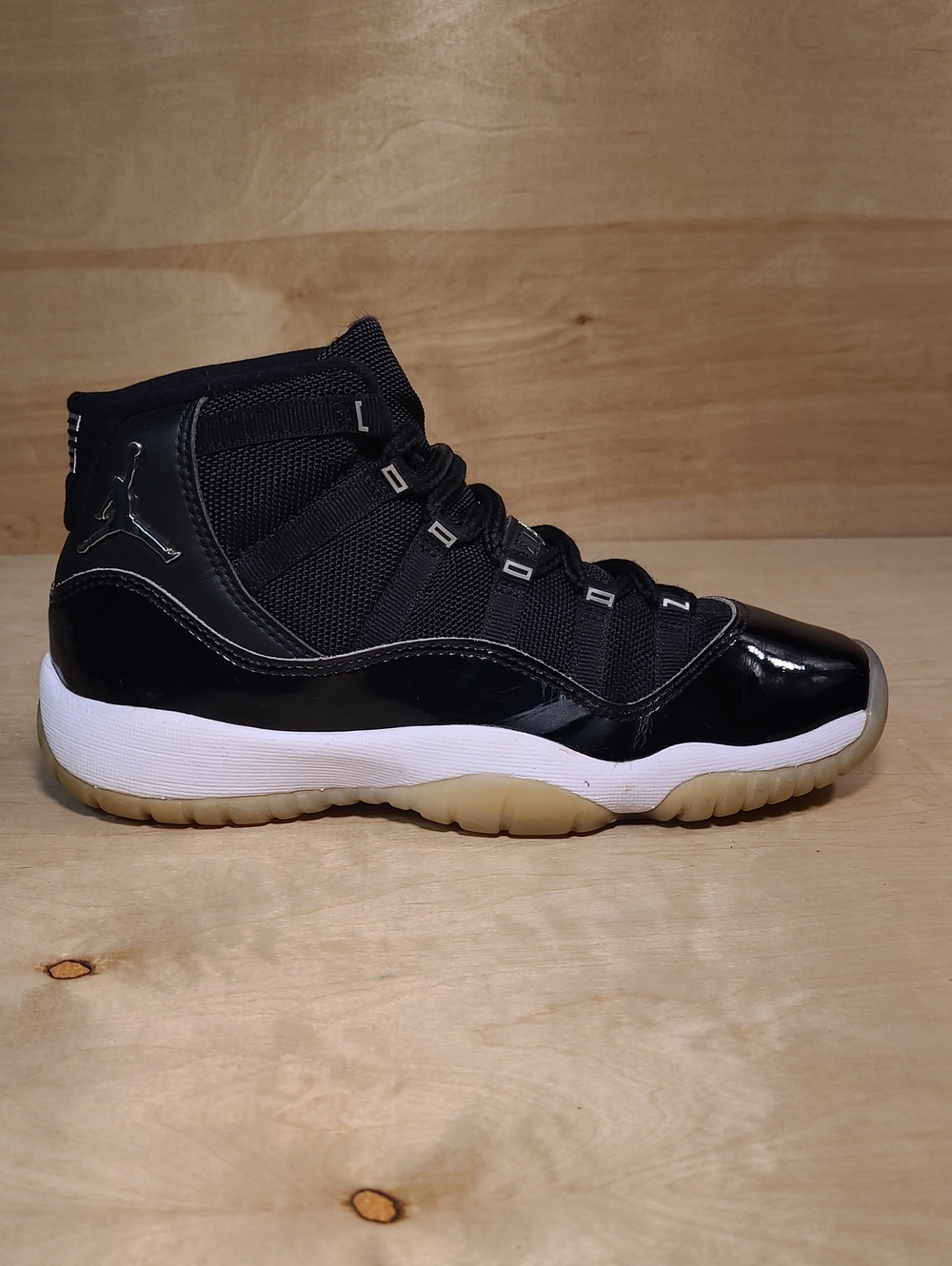 Air Jordan 11 Retro 'Jubilee / 25th Anniversary' High-top Sneaker 4.5Y